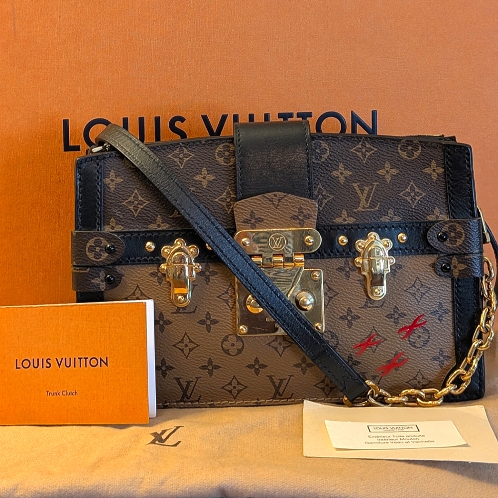 Louis Vuitton Monogram reverse  Trunk pochette‎ Bag
